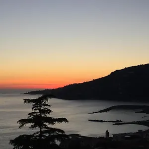 casa-di-vavi.hotelitalianriviera.com/